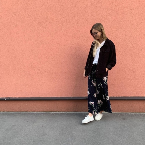 Meet your Posher, Katharina - Picture 1 of 1